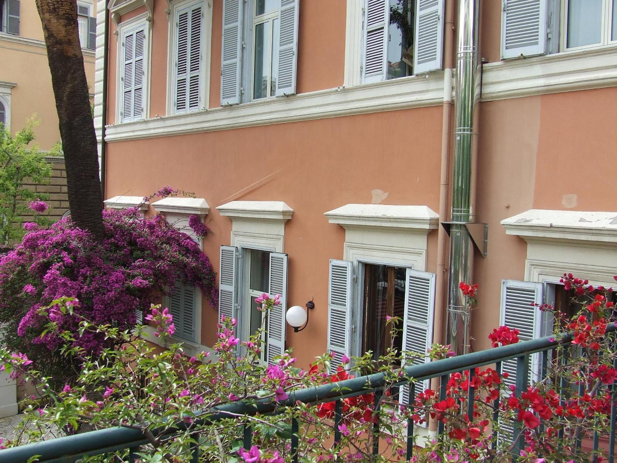 Hotel Casa Valdese Roma, Rome